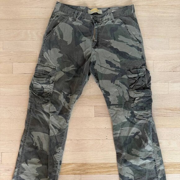 Wrangler Other - Wrangler Men's 32x30 Camo Cargo Pants Regular Fit Taper Leg, 8-Pocket Design